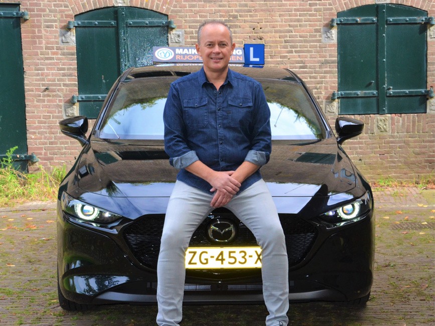Over Maikel Epping Rijopleidingen