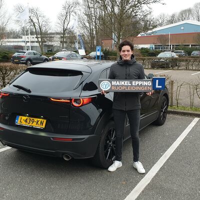 Maikel neemt de tijd om dingen goed uit te leggen