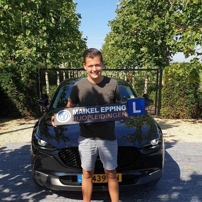 Met veel plezier en zelfvertrouwen achter het stuur 